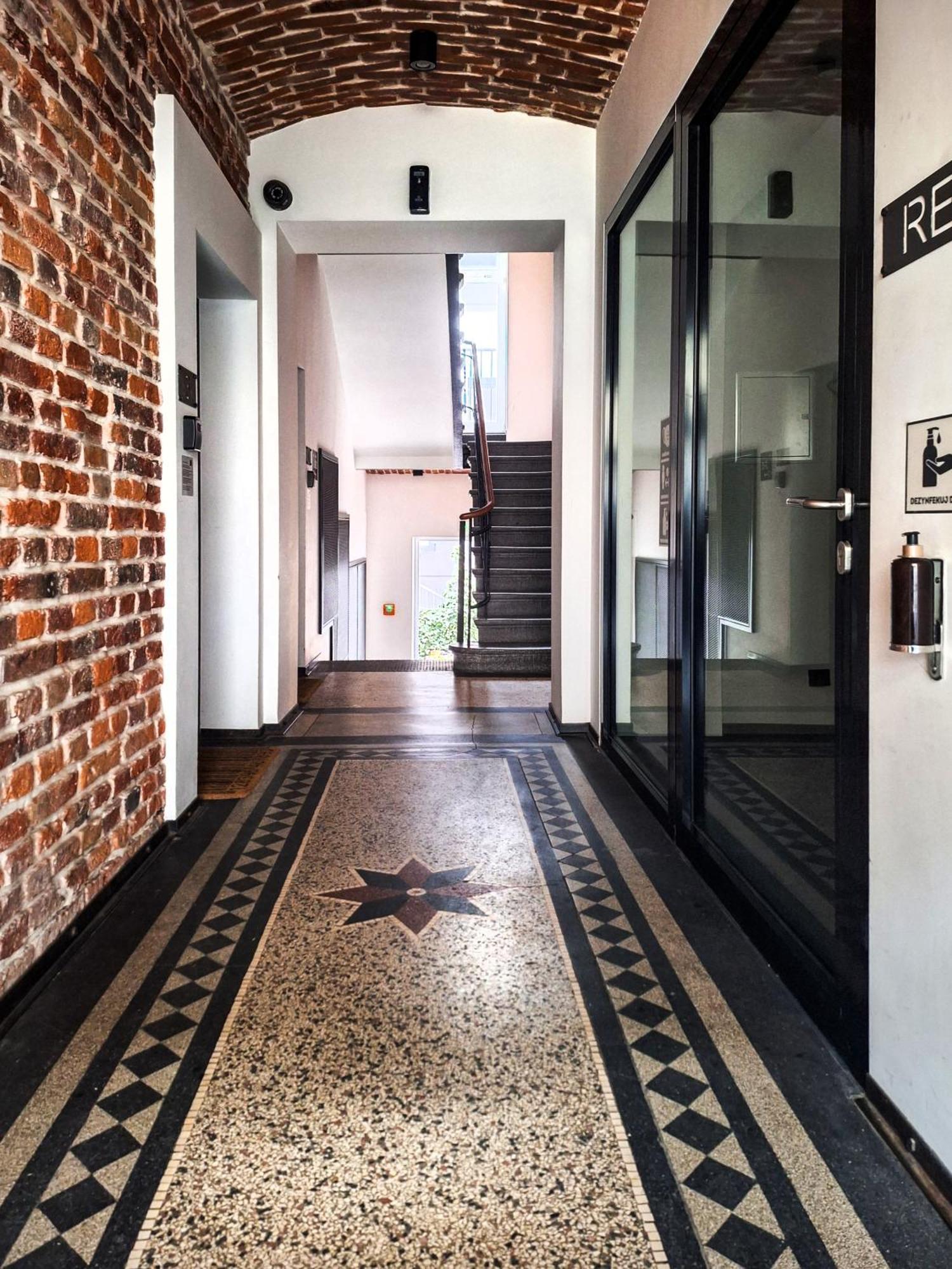 Cozy Apartment With Ac For Couples - Old Town Краков Экстерьер фото