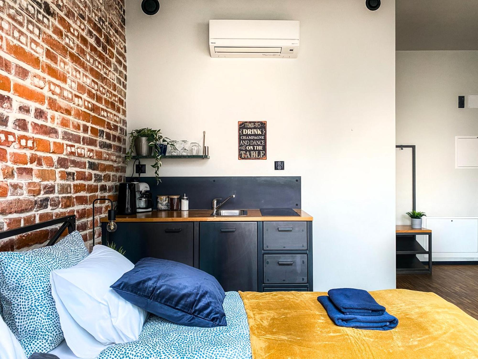 Cozy Apartment With Ac For Couples - Old Town Краков Экстерьер фото